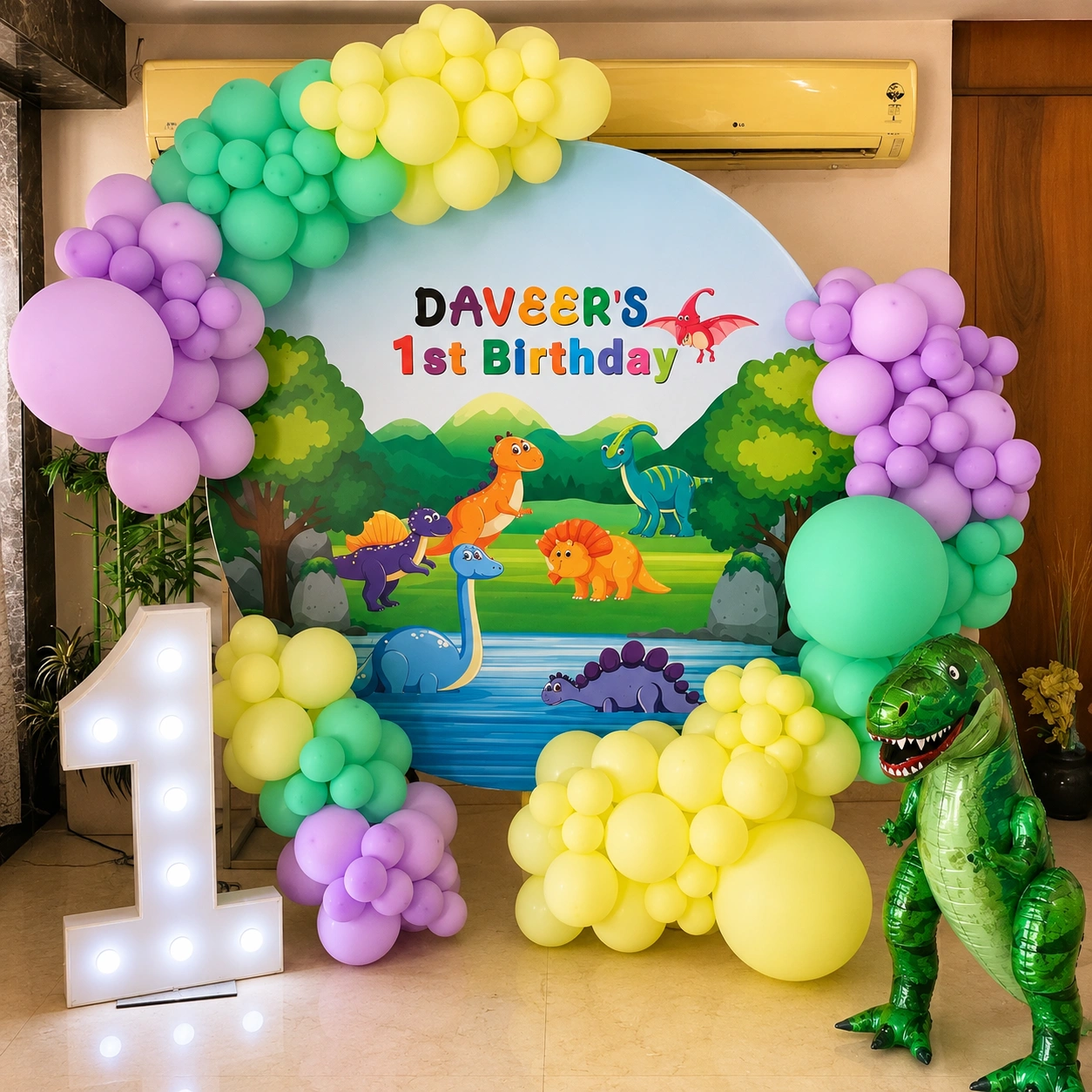 Dinosaur Theme Decoration